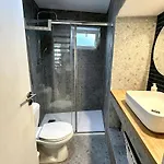 Your In Mouraria Castle And Music Appartement