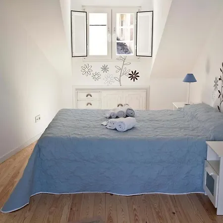 Your Home In Mouraria Castle And Music Apartment Lisbon