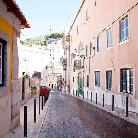 Apartment Your In Mouraria Castle And Music *