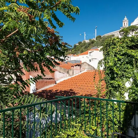 Your In Mouraria Castle And Music * Lissabon