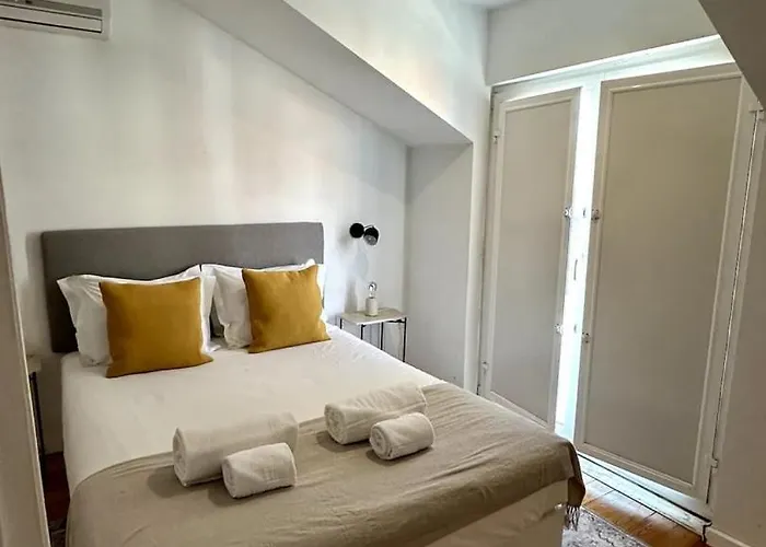 Daire Your In Mouraria Castle And Music