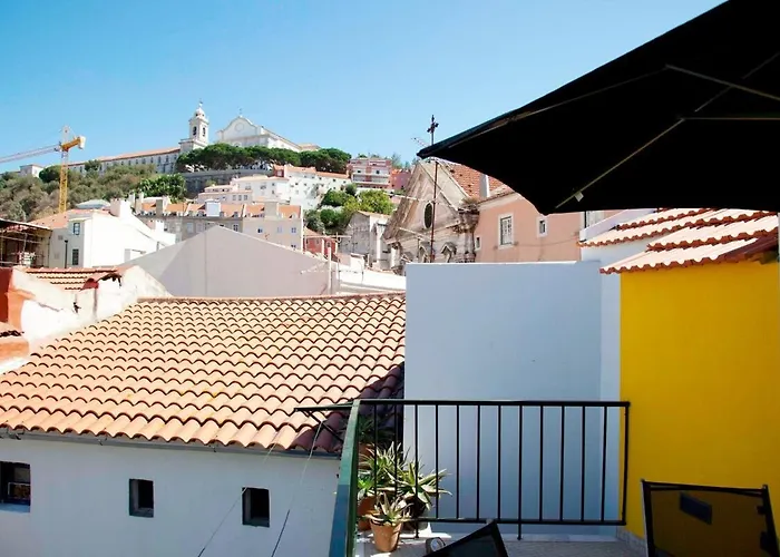 Your In Mouraria Castle And Music Daire *