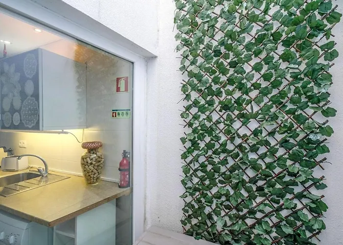 Apartment Your In Mouraria Castle And Music Lisbon